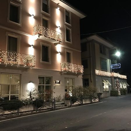 Albergo Grand Italia Quarona Exteriör bild