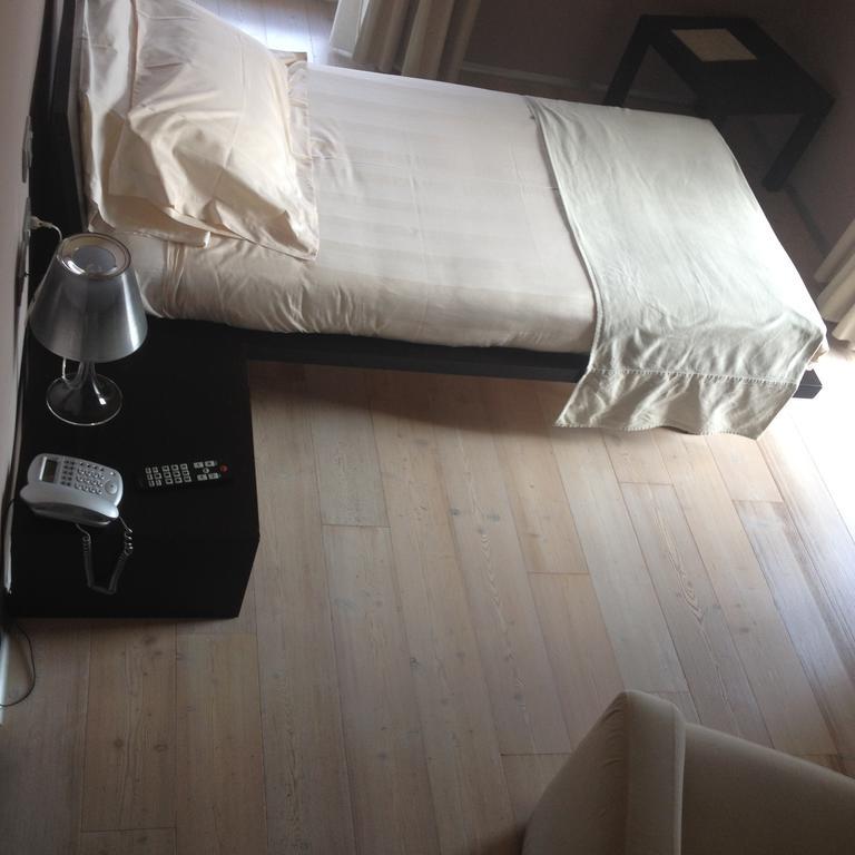 Albergo Grand Italia Quarona Rum bild