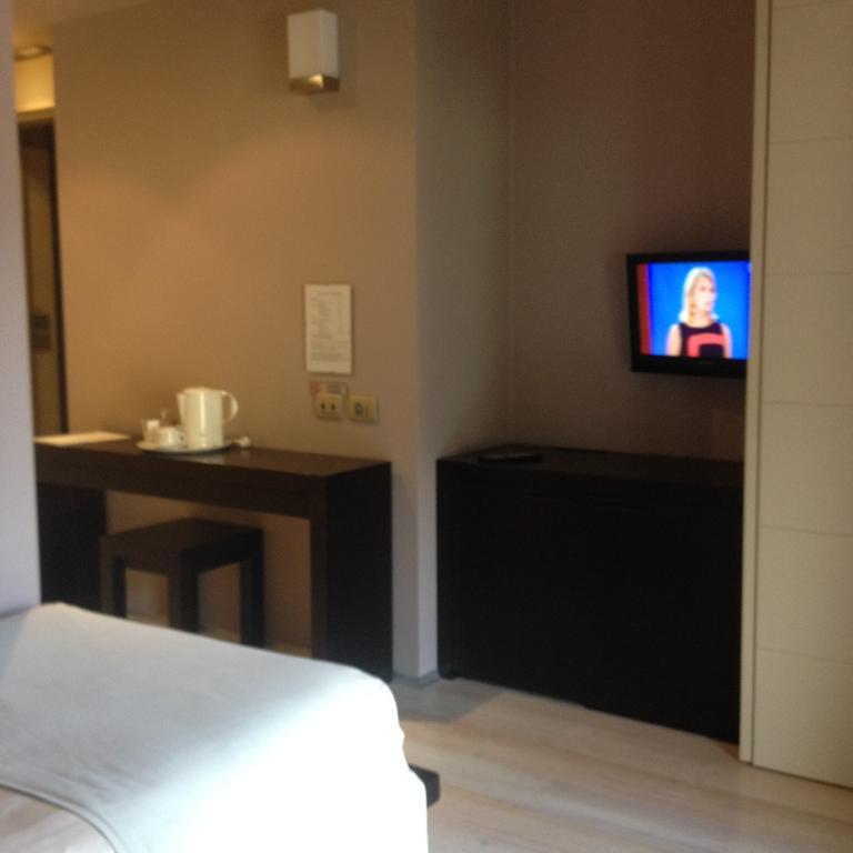 Albergo Grand Italia Quarona Rum bild