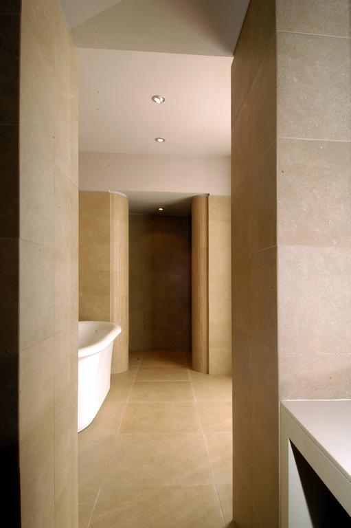 Albergo Grand Italia Quarona Rum bild