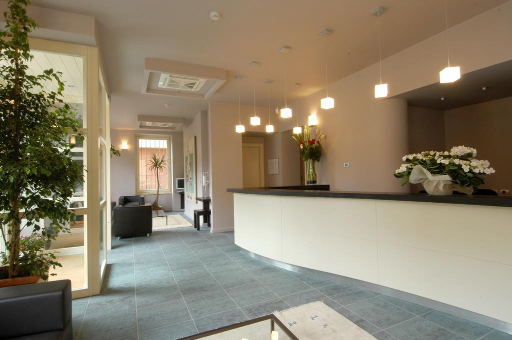 Albergo Grand Italia Quarona Exteriör bild